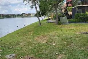 780 NE 199th St Unit #E 101, Miami, FL 33179 - Photo 31