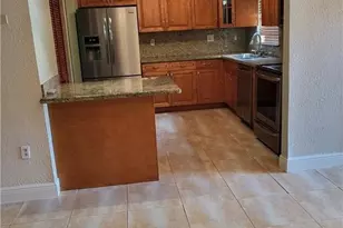 780 NE 199th St Unit #E 101, Miami, FL 33179 - Photo 9