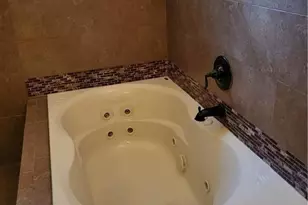 780 NE 199th St Unit #E 101, Miami, FL 33179 - Photo 15