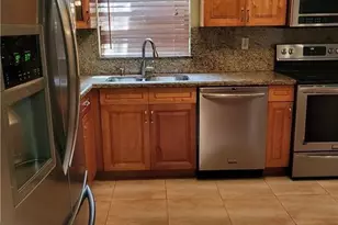 780 NE 199th St Unit #E 101, Miami, FL 33179 - Photo 5