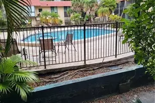 780 NE 199th St Unit #E 101, Miami, FL 33179 - Photo 29