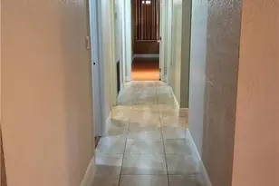 780 NE 199th St Unit #E 101, Miami, FL 33179 - Photo 25