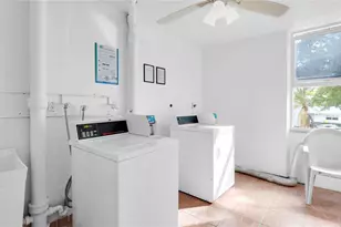 3725 NE 169th St, North Miami Beach, FL 33160 - Photo 15
