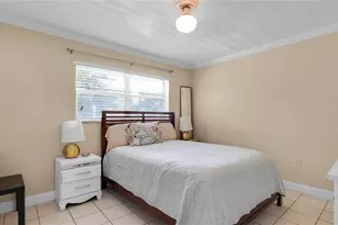 3725 NE 169th St, North Miami Beach, FL 33160 - Photo 5