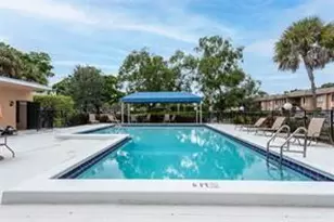 193 Lakeview Dr, Weston, FL 33326 - Photo 3