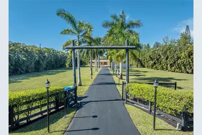 5161 Thoroughbred Lane, Southwest Ranches, FL 33330 - Photo 1