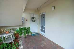 3475 Brokenwoods Dr, Coral Springs, FL 33065 - Photo 17