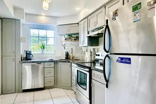 3475 Brokenwoods Dr, Coral Springs, FL 33065 - Photo 3