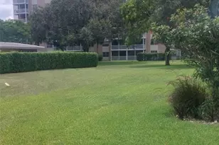 3475 Brokenwoods Dr, Coral Springs, FL 33065 - Photo 19