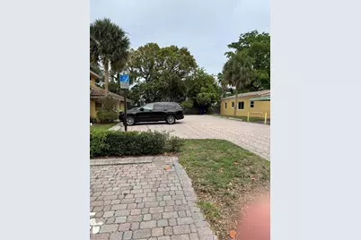 1848 SE 1st Avenue, Fort Lauderdale, FL 33316 - Photo 3