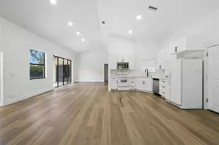 5172 NW 53rd Ave, Coconut Creek, FL 33073 - Photo 9