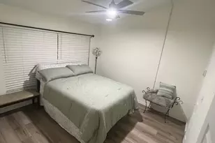 2360 Croton Ct, Pembroke Pines, FL 33026 - Photo 5