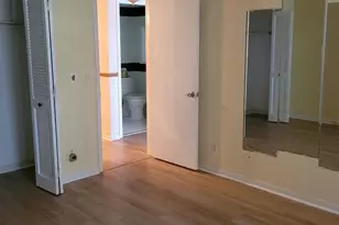 151 SW 135th Terrace, Pembroke Pines, FL 33027 - Photo 5