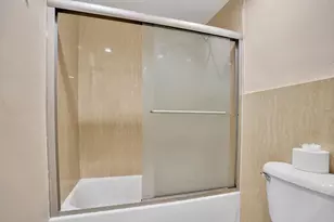 4001 S Ocean Dr, Hollywood, FL 33019 - Photo 29