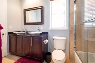 1400 NE 24th St, Wilton Manors, FL - Photo 17