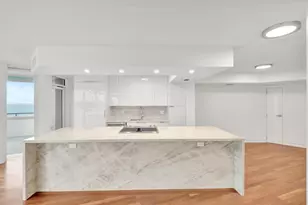 6301 Collins Ave, Miami Beach, FL 33141 - Photo 5