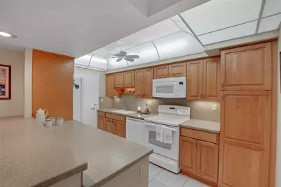 3200 NE 36th Street #319, Fort Lauderdale, FL 33308 - Photo 5