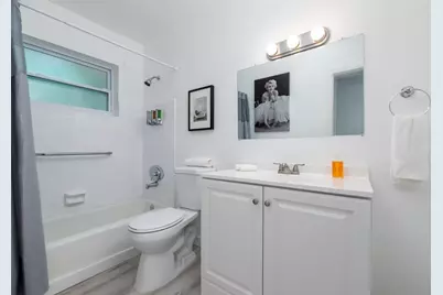 820 NE 21st Drive, Wilton Manors, FL  - Photo 7