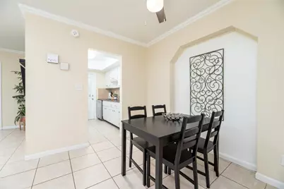 820 NE 21st Drive, Wilton Manors, FL  - Photo 27