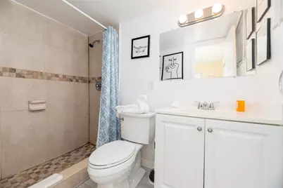 820 NE 21st Drive, Wilton Manors, FL  - Photo 45