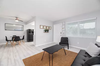 820 NE 21st Drive, Wilton Manors, FL  - Photo 17