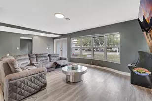 4709 Washington St, Hollywood, FL 33021 - Photo 5