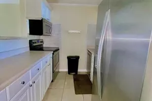 8512 Old Country Manor, Davie, FL 33328 - Photo 3