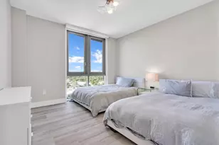 17111 Biscayne Blvd, North Miami Beach, FL 33160 - Photo 7