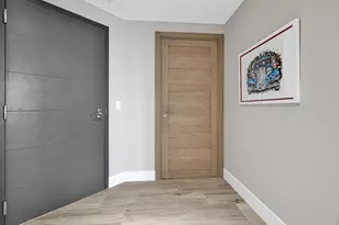 17111 Biscayne Blvd, North Miami Beach, FL 33160 - Photo 23