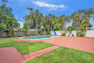 810 SW 26th Ct, Fort Lauderdale, FL 33315 - Photo 29