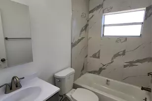 2466 Lincoln St, Hollywood, FL 33020 - Photo 5