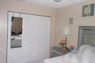 8706 NW 83rd St, Tamarac, FL 33321 - Photo 13