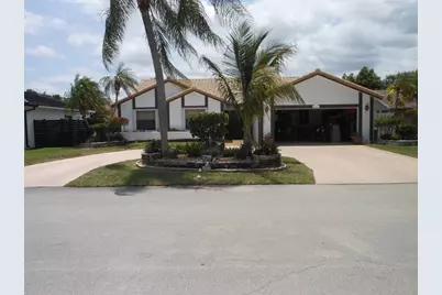 8706 NW 83rd Street, Tamarac, FL 33321 - Photo 1