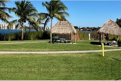 109 Lake Emerald Drive #204, Fort Lauderdale, FL 33309 - Photo 21