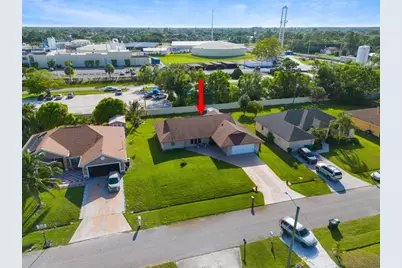 886 S E O'Donnell Lane, Port Saint Lucie, FL 34983 - Photo 43