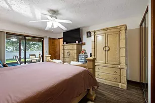 886 S E O'Donnell Ln, Port Saint Lucie, FL 34983 - Photo 25