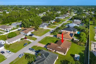 886 S E O'Donnell Ln, Port Saint Lucie, FL 34983 - Photo 47