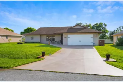 886 S E O'Donnell Lane, Port Saint Lucie, FL 34983 - Photo 3