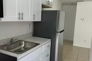 750 NW 56th St, Miami, FL 33127 - Photo 11