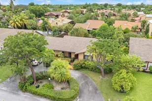 20100 NE 10th Pl Way, Miami, FL 33179 - Photo 9