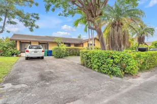 20100 NE 10th Pl Way, Miami, FL 33179 - Photo 13