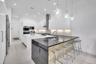 5827 Brookfield Cir, Hollywood, FL 33312 - Photo 13