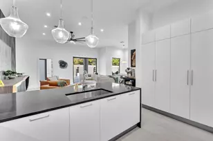 5827 Brookfield Cir, Hollywood, FL 33312 - Photo 9