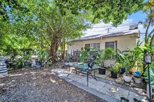 2135 Washington St, Hollywood, FL 33020 - Photo 11