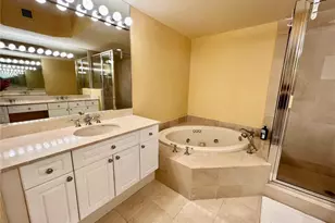 6001 N Ocean Dr, Hollywood, FL 33019 - Photo 25