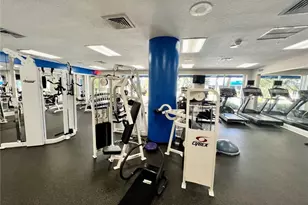 6001 N Ocean Dr, Hollywood, FL 33019 - Photo 37