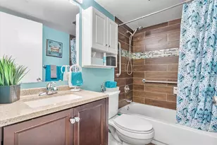 7460 NW 18th St, Margate, FL 33063 - Photo 25