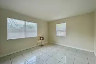 100 NE 12th St, Fort Lauderdale, FL 33304 - Photo 11