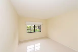 7925 SW 104th St, Miami, FL 33156 - Photo 13