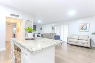 10675 W Clairmont Cir, Fort Lauderdale, FL 33321 - Photo 7